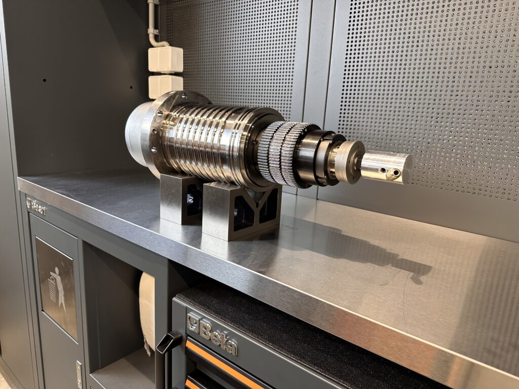 serwis wrzeciona cells royal