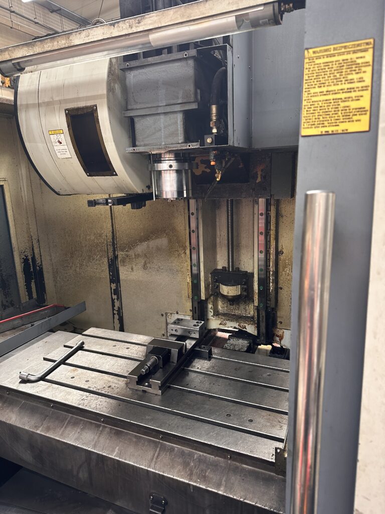 montaż wrzeciona frezarki SUNMIL