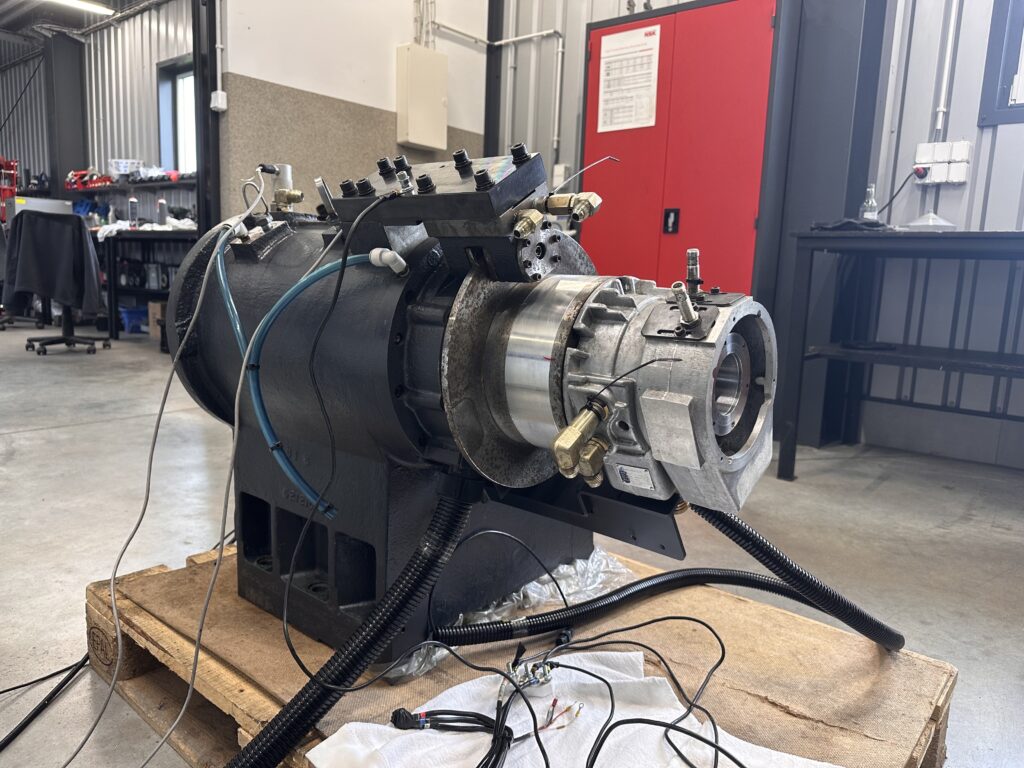 Naprawa elektrowrzeciona tokarki DOOSAN – demontaż, diagnostyka i montaż