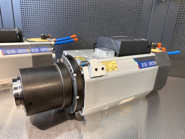 Proces naprawy elektrowrzeciona – hsd es 959l