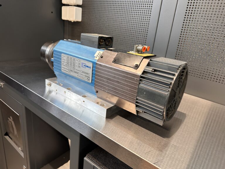 Serwis wrzeciona HOMAG SKF z maszyny Weeke Venture 1M